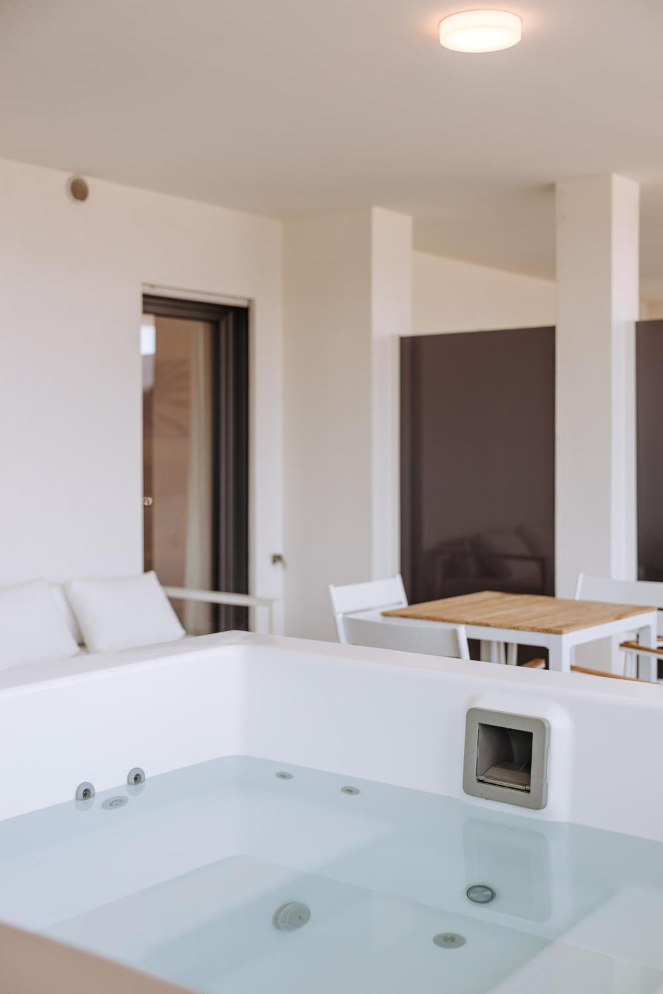 Marisabella Suite Spa 3 Bari Kültér fotó